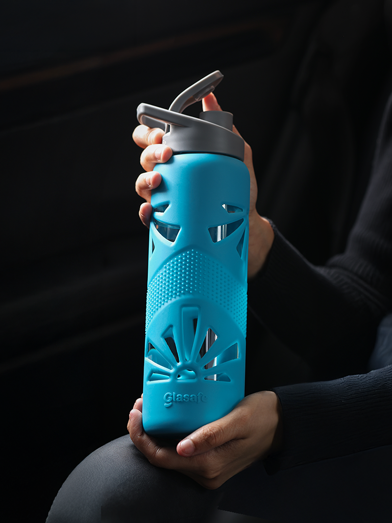 Glasafe Clear Grip Borosilicate Glass Bottle with Silicone Sleeve 750ml (Tranquil Teal)